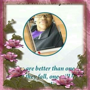 Meet your Posher, Deborah